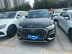 2021 Audi Q5L Sportback 45 TFSI Luxury, чёрный — фото 1
