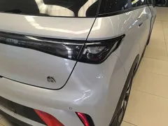 2021 BYD Dolphin EV 401km Knight Edition, белый — фото 8