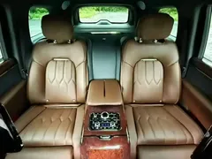 2022 Hongqi Guoyao 4.0T Premium Flagship 4 seats, чёрный — фото 7