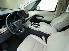 2023 Lexus LM 350h 7-seater, чёрный — фото 9