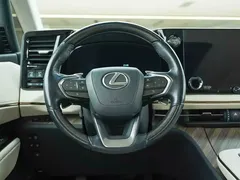 2023 Lexus LM 350h 7-seater, чёрный — фото 15