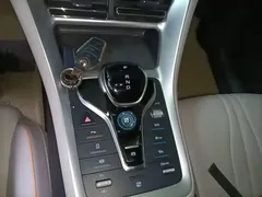 2023 BYD Song Pro Champion DM-i PHEV 71km, белый — фото 14