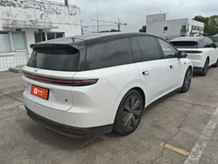2025 Li Auto i8 Standard, белый — фото 1