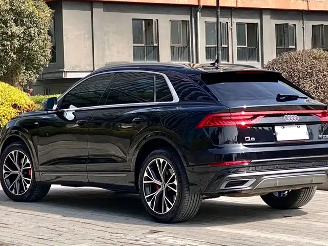 2021 Audi Q8 55 TFSI Sport
