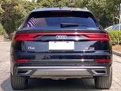 2021 Audi Q8 55 TFSI Sport, чёрный — фото 6