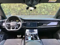 2021 Audi Q8 55 TFSI Sport, чёрный — фото 8