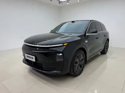 2025 Li Auto L6