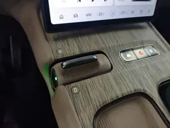 2024 Nio ET7 75kWh Executive Signature, белый — фото 14