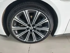 2024 Nio ET7 75kWh Executive Signature, белый — фото 23