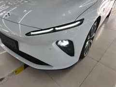 2024 Nio ET7 75kWh Executive Signature, белый — фото 24