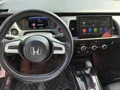 2021 Honda Fit 1.5L CVT, белый — фото 12
