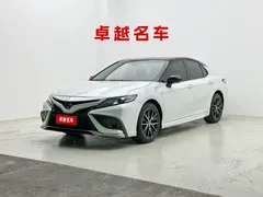 2021 Toyota Camry 2.5S Fashion, белый — фото 1