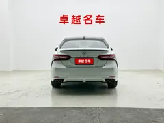2021 Toyota Camry 2.5S Fashion, белый — фото 3