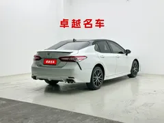 2021 Toyota Camry 2.5S Fashion, белый — фото 4