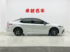 2021 Toyota Camry 2.5S Fashion, белый — фото 8