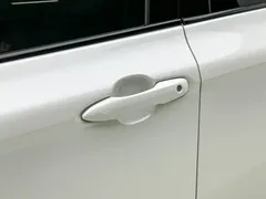 2021 Toyota Camry 2.5S Fashion, белый — фото 26