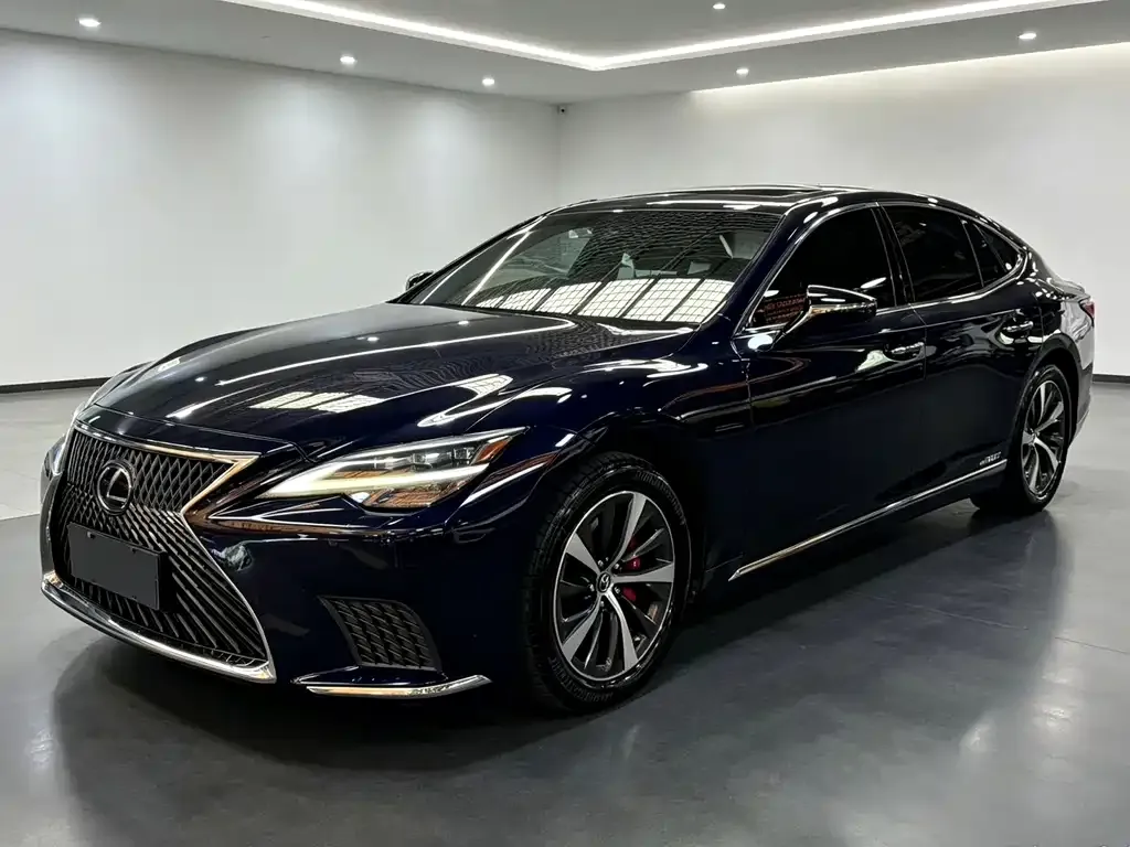2021 Lexus LS 500h Excellence