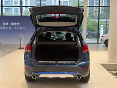 2021 BMW X1 Premium, синий — фото 4
