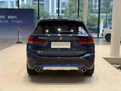 2021 BMW X1 Premium, синий — фото 9