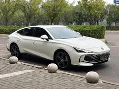 2023 MG MG7 1.5T DCT Comfort, белый — фото 2