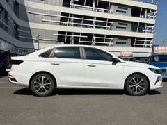2022 Geely Emgrand 4th Gen 1.5L CVT Flagship, белый — фото 16