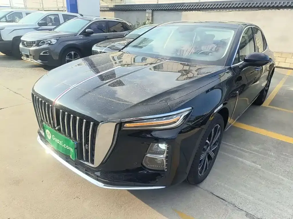 2025 Hongqi H5 PHEV 130
