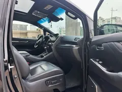 2020 Lexus LM 300h 7-seat, чёрный — фото 7