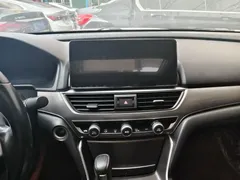 2022 Honda Accord 260TURBO Luxury, белый — фото 17