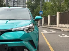2020 Toyota C-HR 2.0L, зелёный — фото 3
