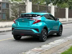 2020 Toyota C-HR 2.0L, зелёный — фото 10