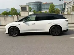 2026 Li Auto i6 2WD Standard, белый — фото 5