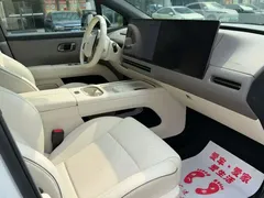 2026 Li Auto i6 2WD Standard, белый — фото 9