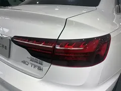 2023 Audi A4L 40 TFSI Fashion Dynamic, белый — фото 13