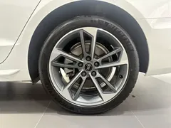 2023 Audi A4L 40 TFSI Fashion Dynamic, белый — фото 14