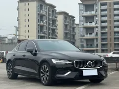 2023 Volvo S60 B4 Luxury, чёрный — фото 2