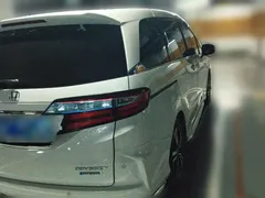 2021 Honda Odyssey 2.0L Premium, белый — фото 4