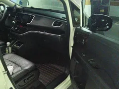 2021 Honda Odyssey 2.0L Premium, белый — фото 19