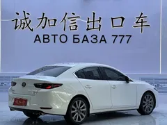 2021 Mazda 3 2.0L AT, белый — фото 4