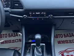 2021 Mazda 3 2.0L AT, белый — фото 15