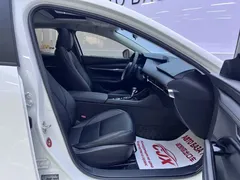 2021 Mazda 3 2.0L AT, белый — фото 18