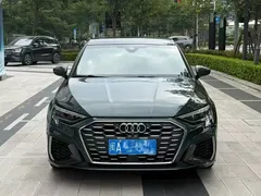 2024 Audi A3 Sportback 35 TFSI Fashion Sport, зелёный — фото 1