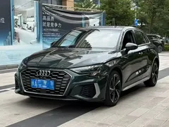 2024 Audi A3 Sportback 35 TFSI Fashion Sport, зелёный — фото 3