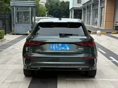 2024 Audi A3 Sportback 35 TFSI Fashion Sport, зелёный — фото 8