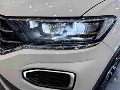 2020 Volkswagen T-Roc 280TSI DSG 2WD Comfort, белый — фото 16