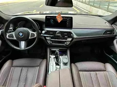 2021 BMW 5 Series 535Le PHEV Pioneer M Sport Package, чёрный — фото 7