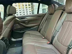 2021 BMW 5 Series 535Le PHEV Pioneer M Sport Package, чёрный — фото 9