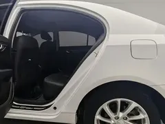 2021 Geely Emgrand UP 1.5L CVT Luxury, белый — фото 8