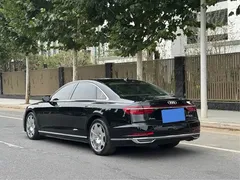2022 Audi A8L 50 TFSI quattro Comfort Collector's Edition, чёрный — фото 18