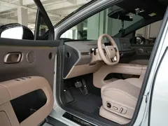 2025 Li Auto i6 2WD Standard — фото 5