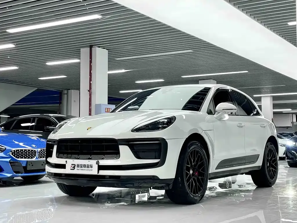 2022 Porsche Macan 2.0T